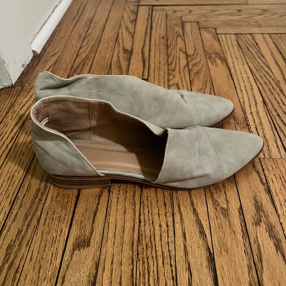 Catherine Malandrino Light Gray Ankle Booties